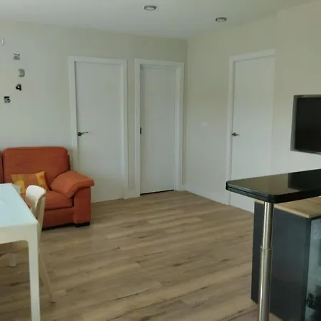 Piso Con Magnificas Vistas Apartment Banugues Exterior photo